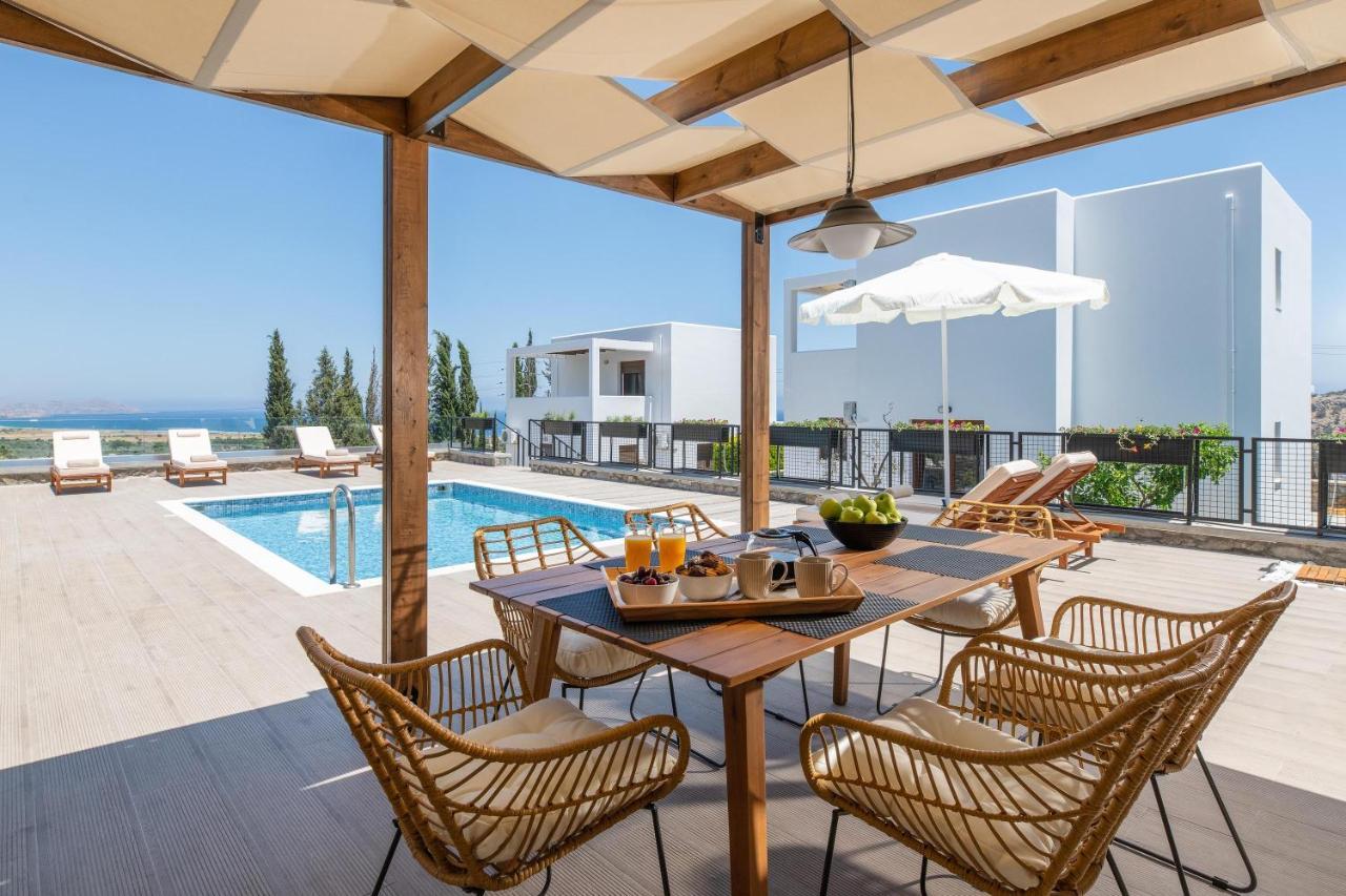 Mariani Renovated 2022 ,private Pool, Sea Views , Lindos 10 Mins,beach 3 Mins